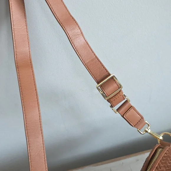 Quince Italian Leather Handwoven Sling Bag In Cognac - Picture 9 of 9